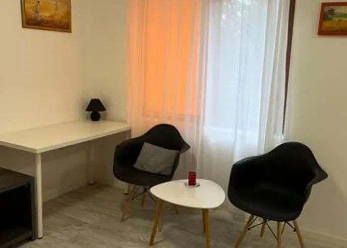 Sea / до морето * וארנה