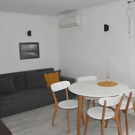 Sea / до морето Apartman *