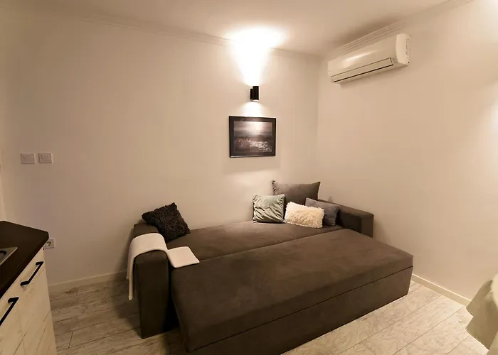 Sea / до морето Varna